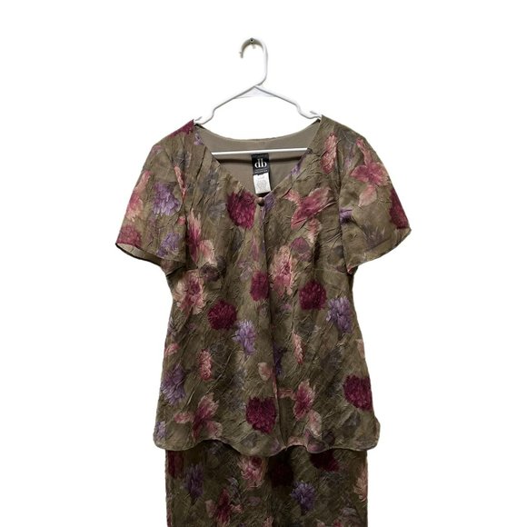 db Collection Formal Green and Burgundy Floral Dress, Size 12, Pre-owned - Picture 3 of 6